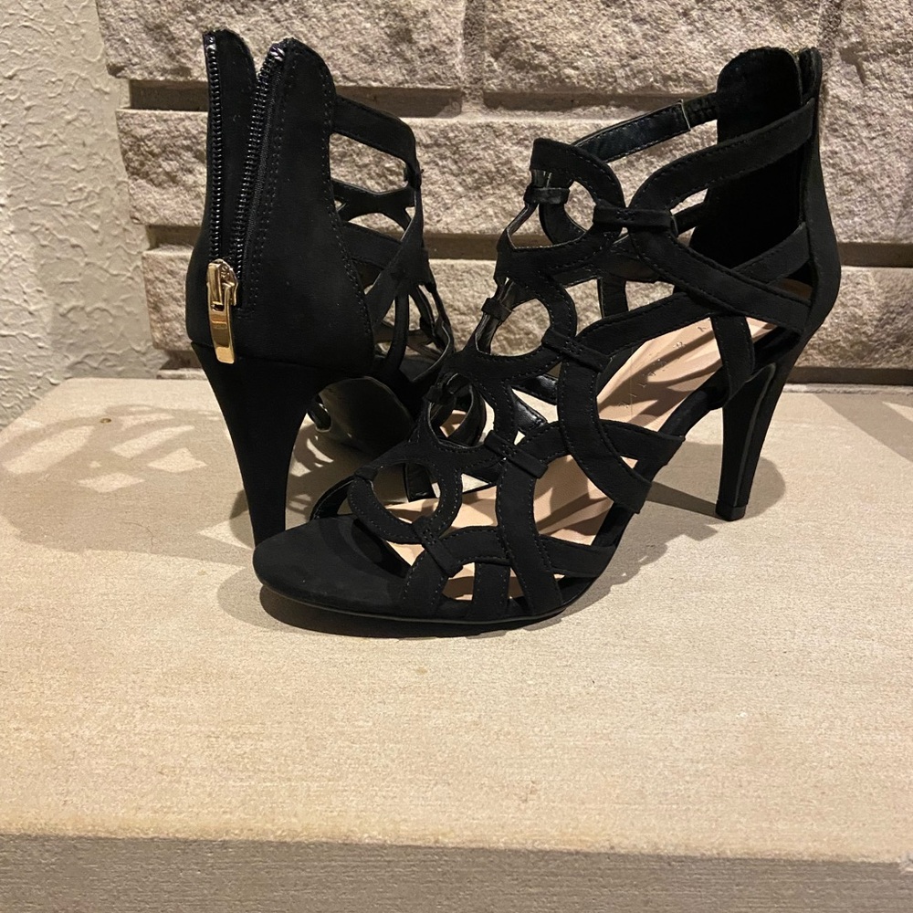 Kelly and Katie 7.5 Black Lace Heals
